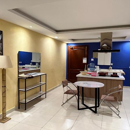 Sunset Luxury Gold Crest Mall Residency Lahore Exterior foto
