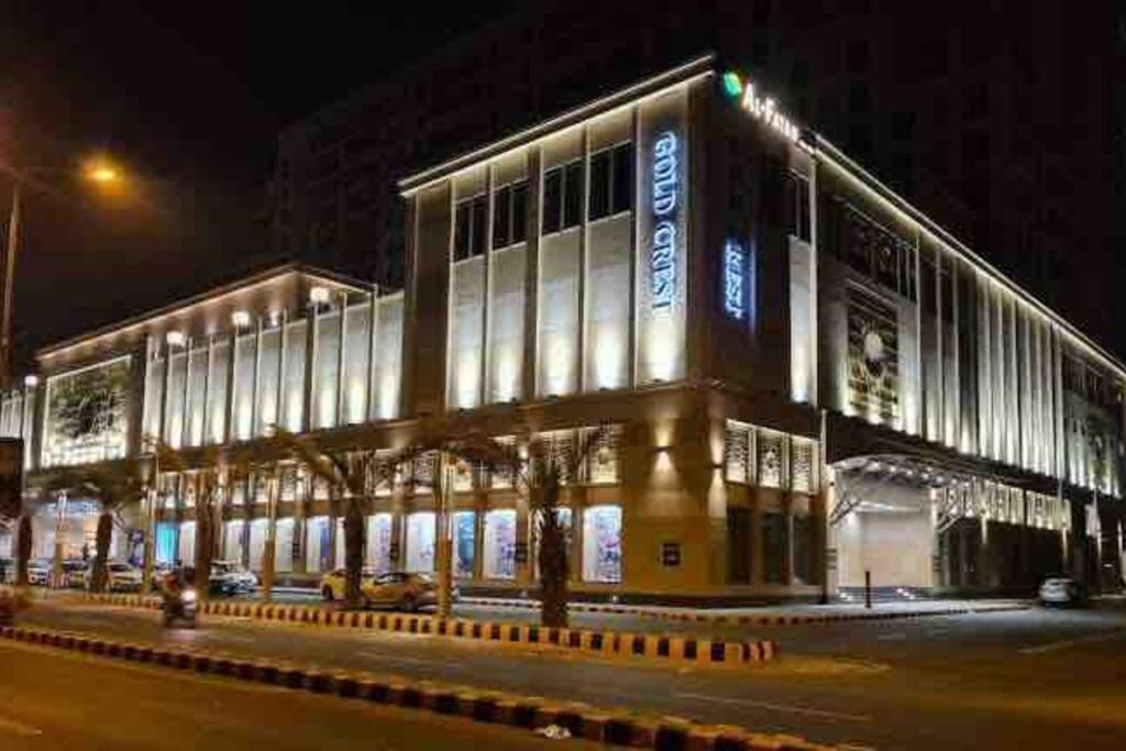Sunset Luxury Gold Crest Mall Residency Lahore Exterior foto